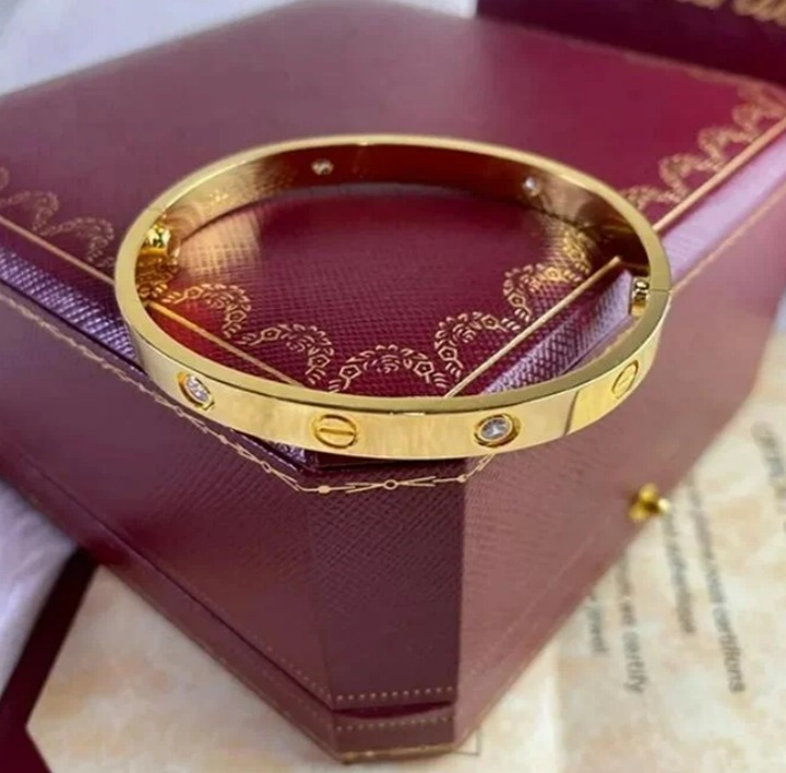 18K Gold Bracelet