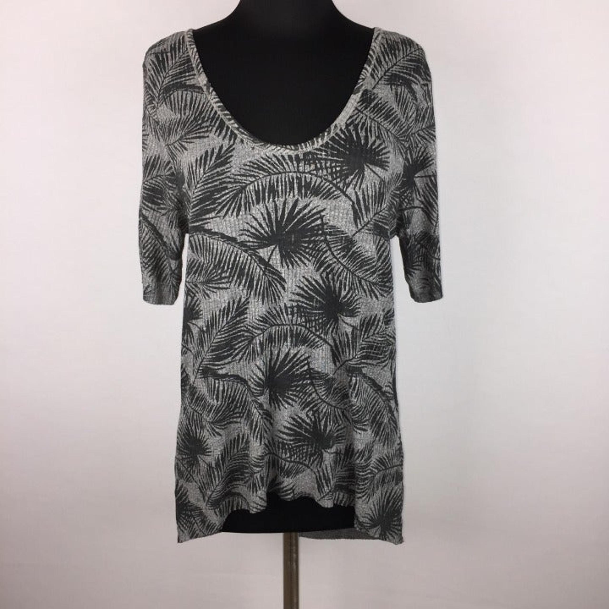 Zara W/B S Palm Tree Tee Hi-Lo Hem SS