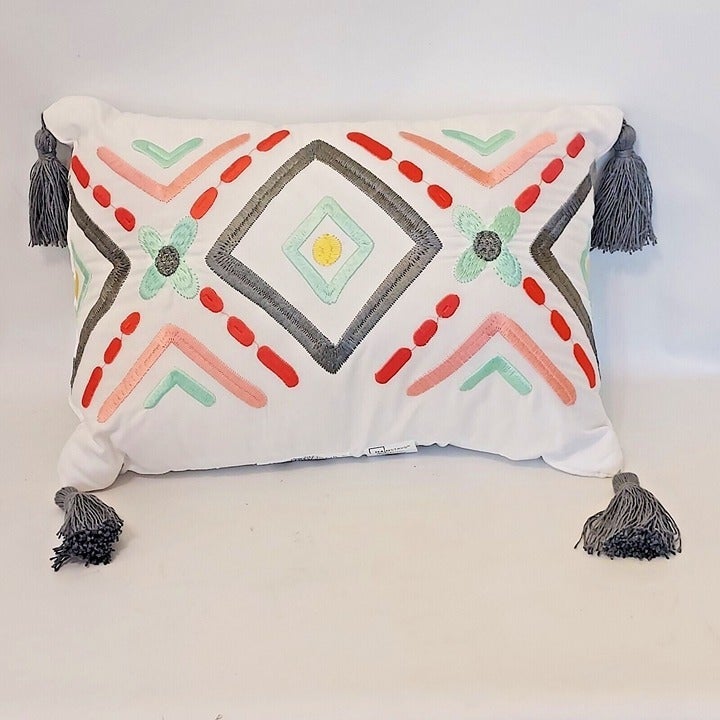 Retro Textured Pillow Rectangular Mainstays With Tassels Decorative New w/ Tags