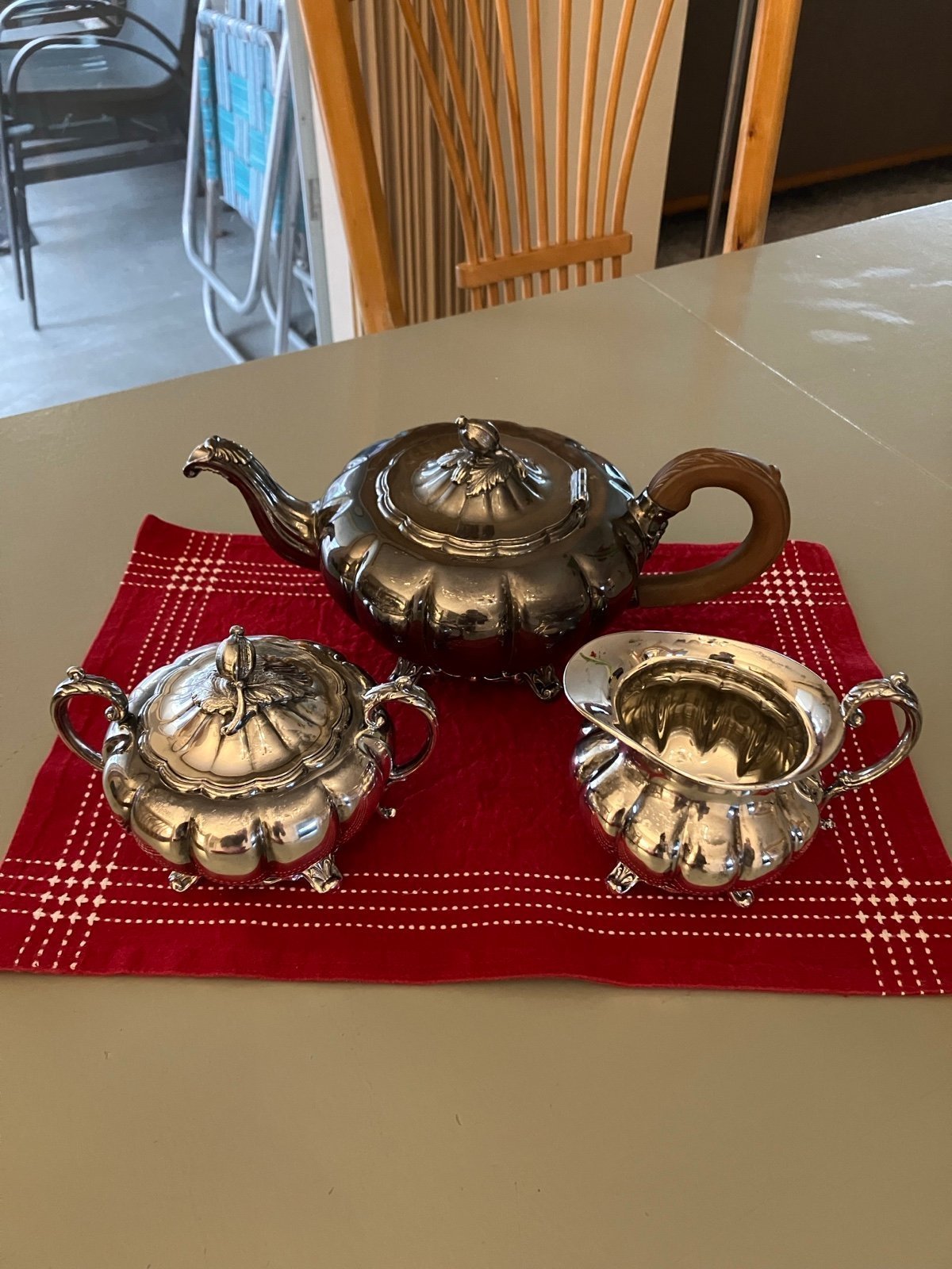 Community Plate English Melon silver plated tea set