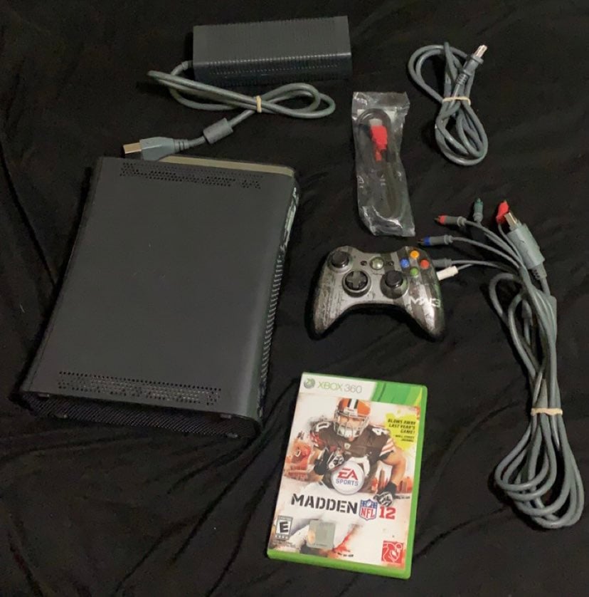 Xbox 360 Console Bundle 120GB