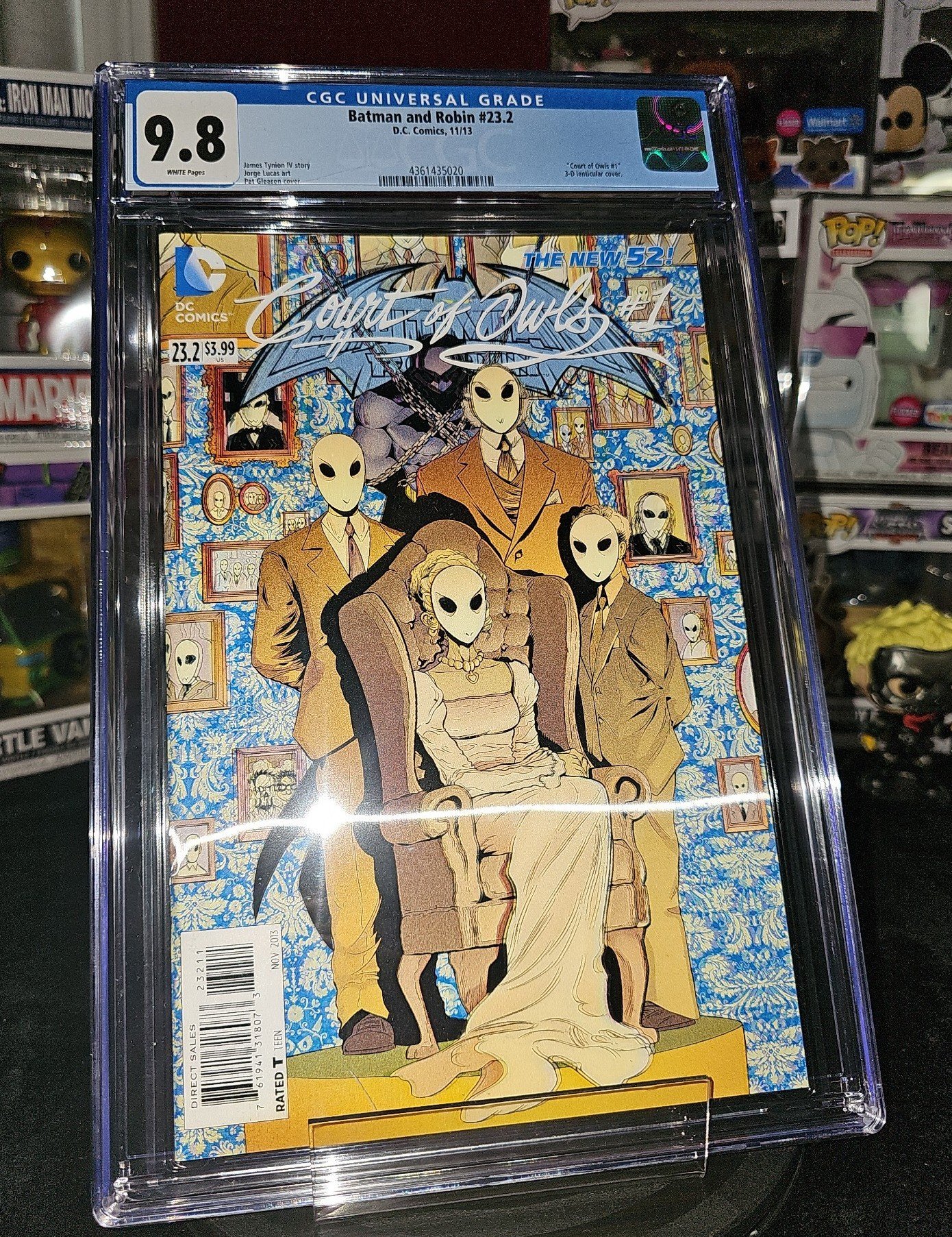 Batman and Robin #23.2 3D Lenticular Cover CGC 9.8
