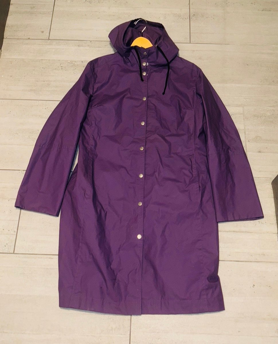 Isle Jacobsen Hornbaek Raincoat Purple Women’s Size Medium Long Hooded Coat