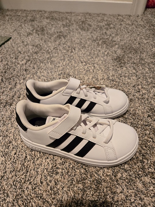 NWOB Adidas Grand Court Sneakers White Black 1