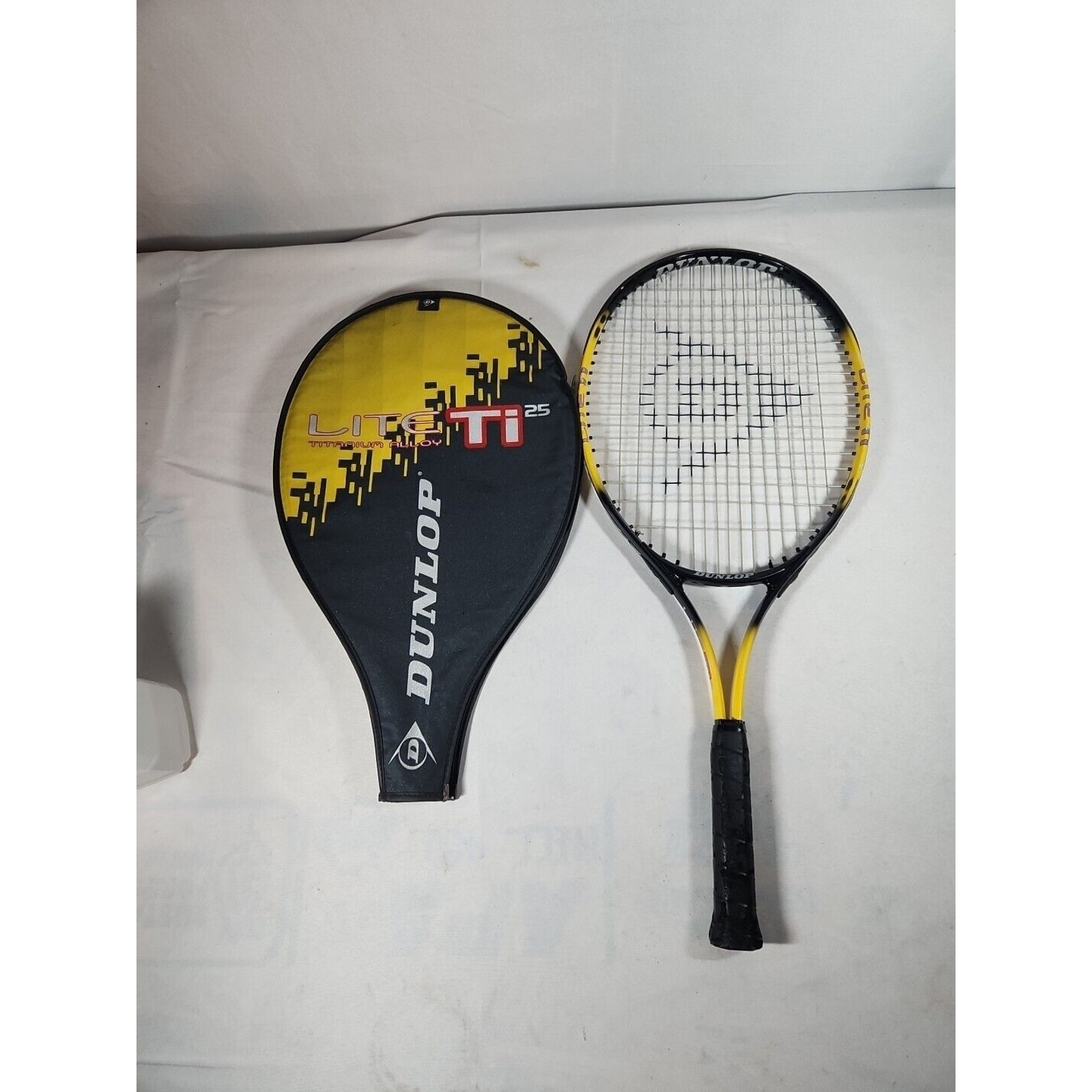 Dunlop Titanium Alloy Tennis Racquet Lite Ti 25and case GREAT SHAPE