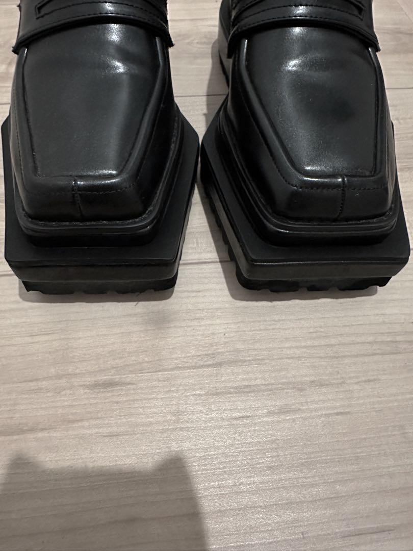 melt the lady square loafer
