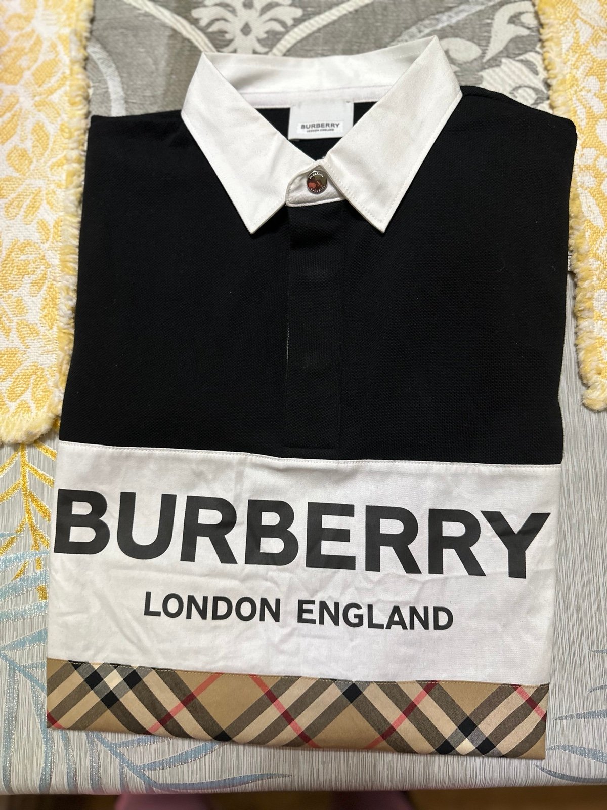 Boys Burberry polo