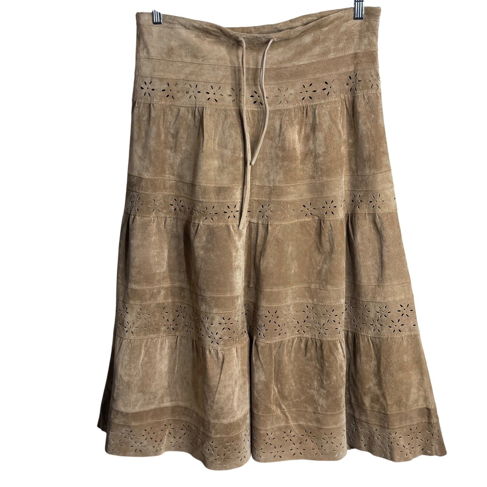 White House Black Market Boho Suede Skirt Laser Cut Tiered Tan Midi M Washable