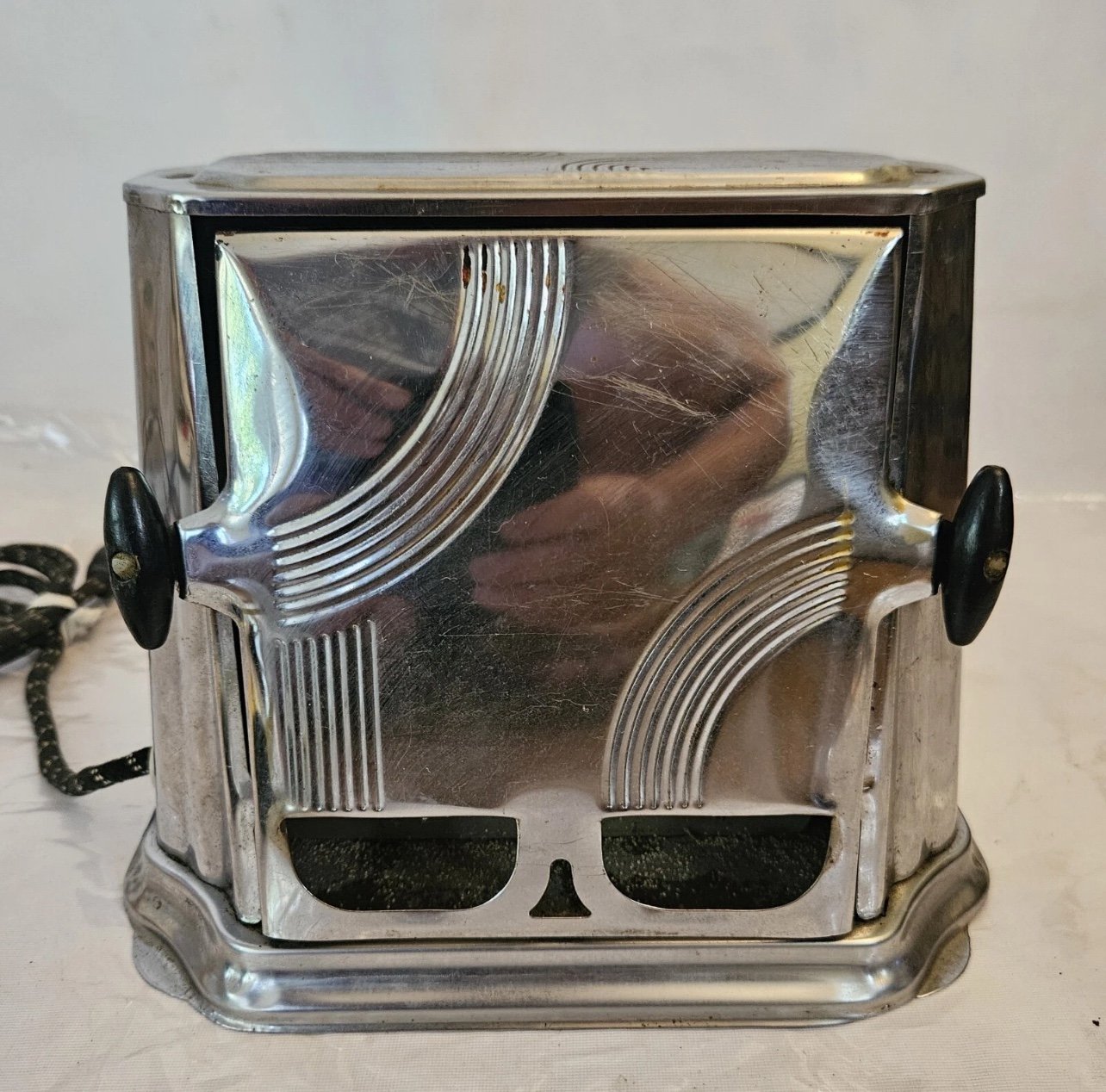 Antique Son Chief Series 680 Toaster - Art Deco and Chrome Plated