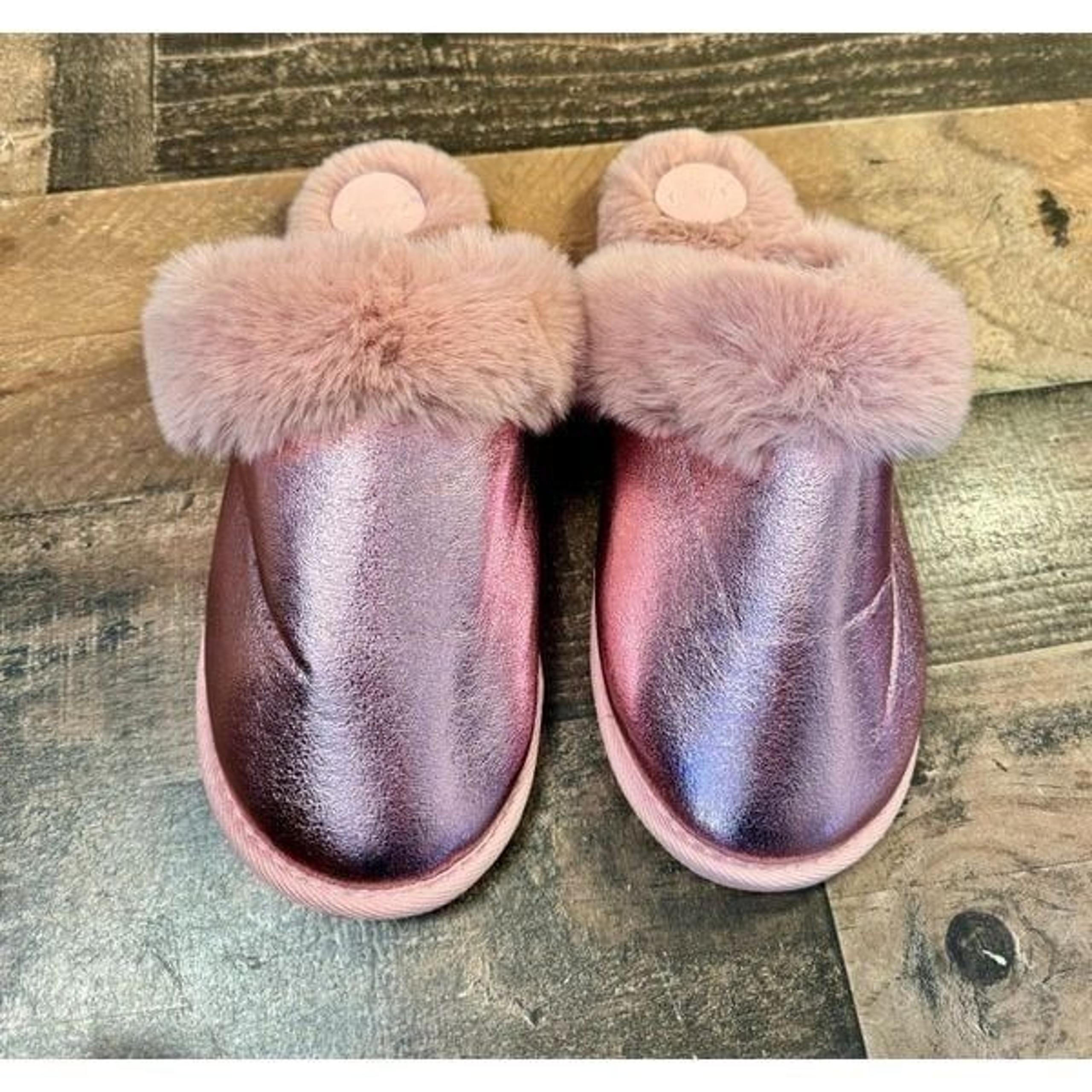 Anthropologie metallic scuff fuzzy slippers