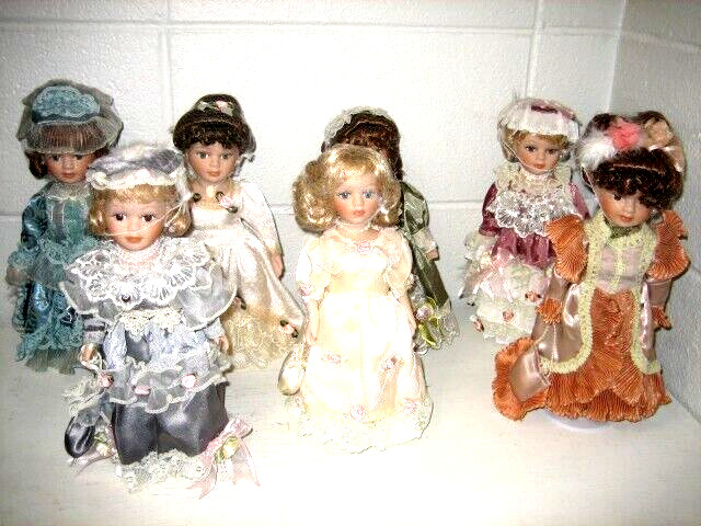 Age of elegance Victorian doll collection lot of 7