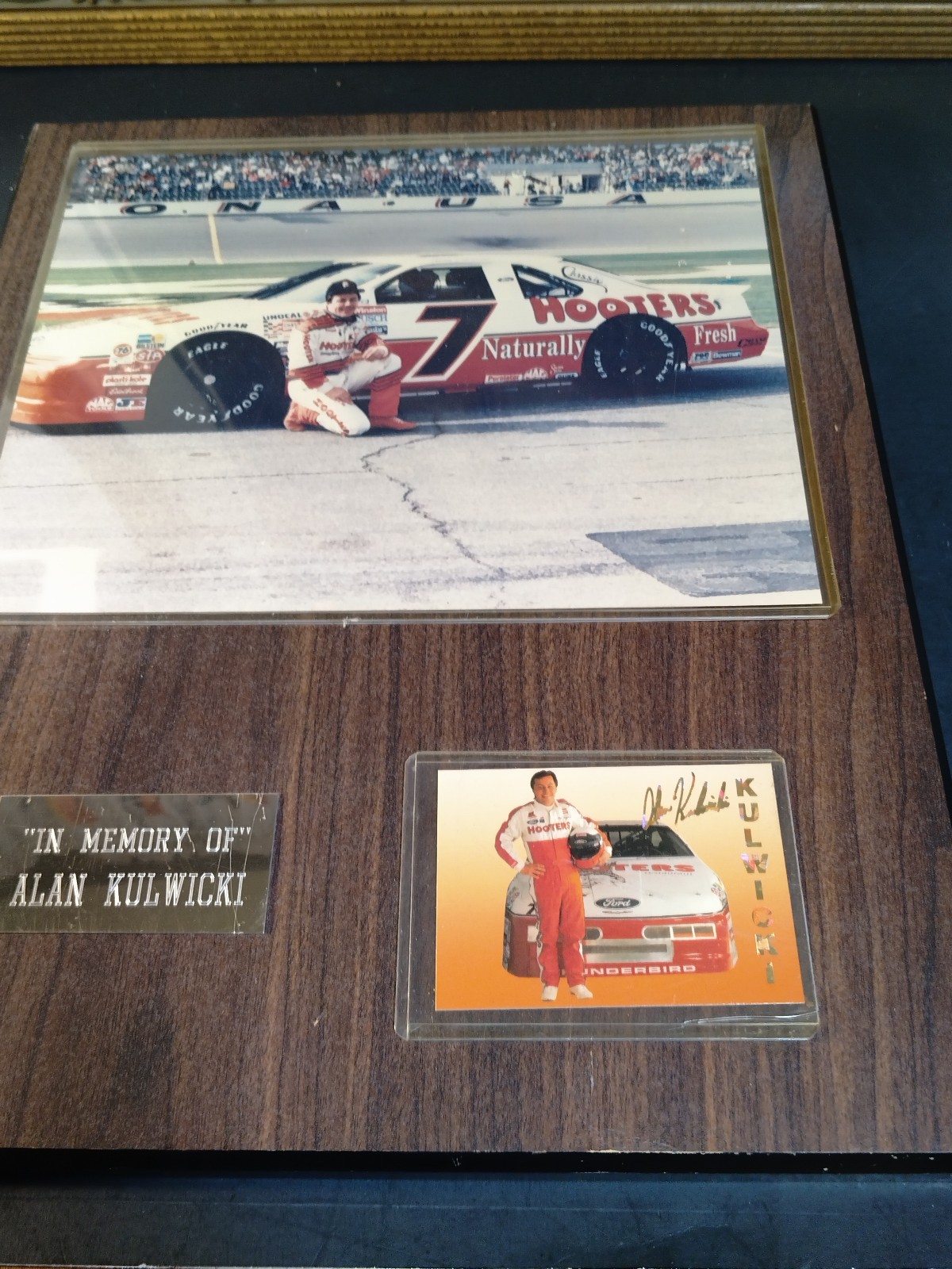 Alan Kulwicki memorial plaque