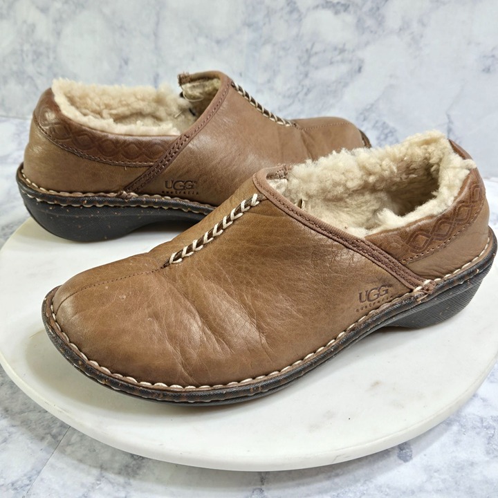 Ugg Clogs Womens 5 Brown Leather Shearling Sherpa lined Contrast stitch winter