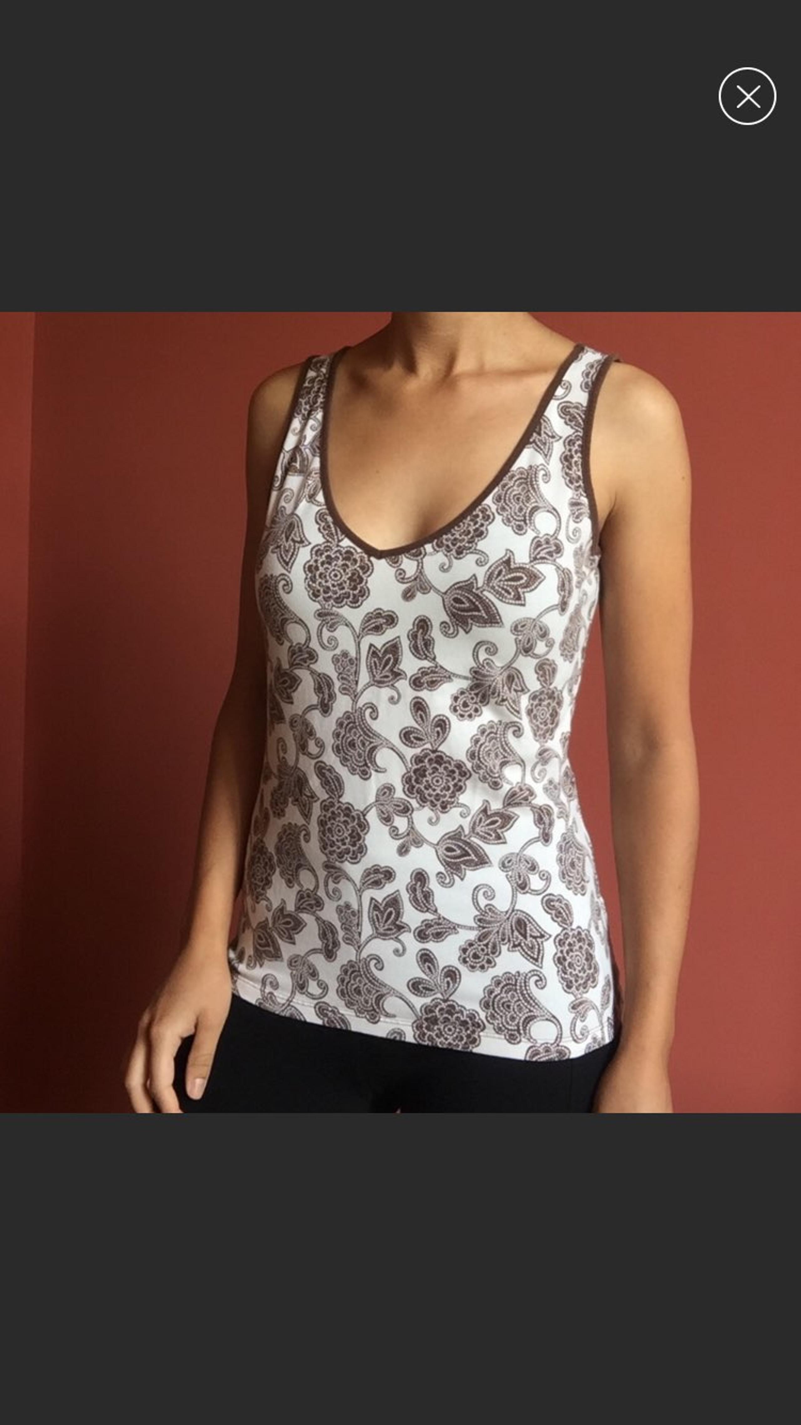 Gap stretch floral white brown tank top