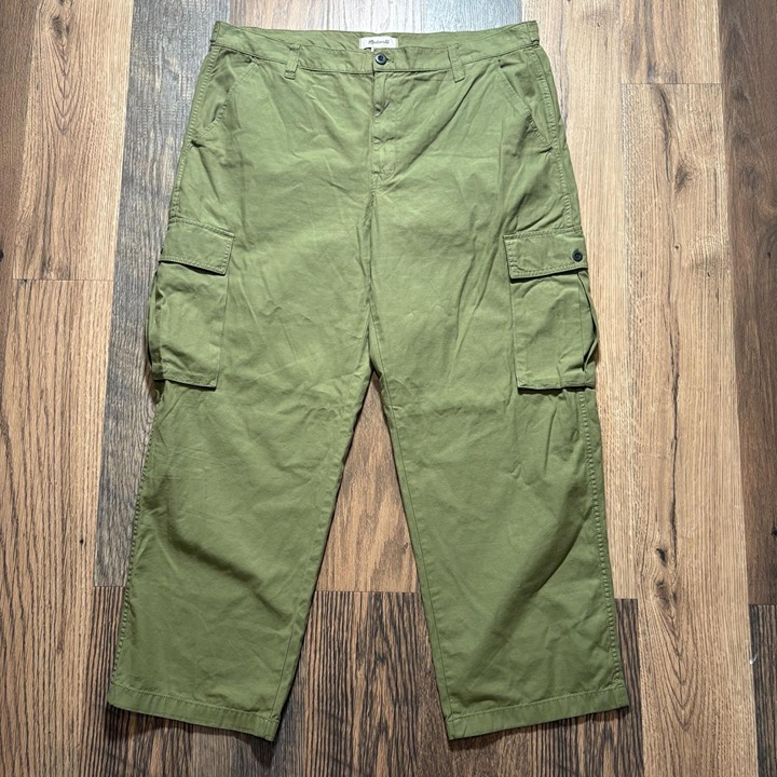 Madewell Garment-Dyed Low-Slung Straight Cargo Pants Women's Size 33 Olive NWT!