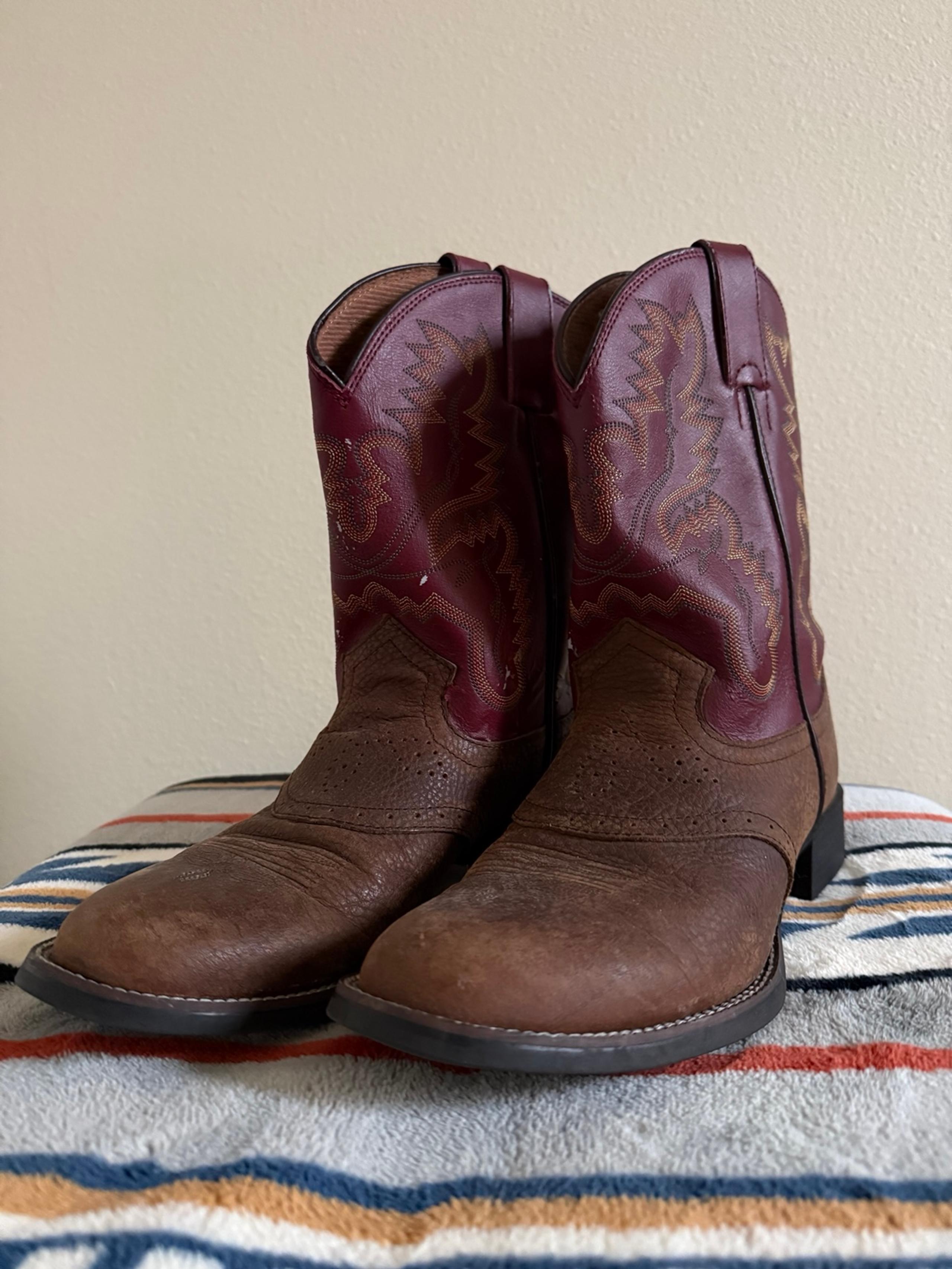 Women’s Justin Cowgirl Boots | size 6D