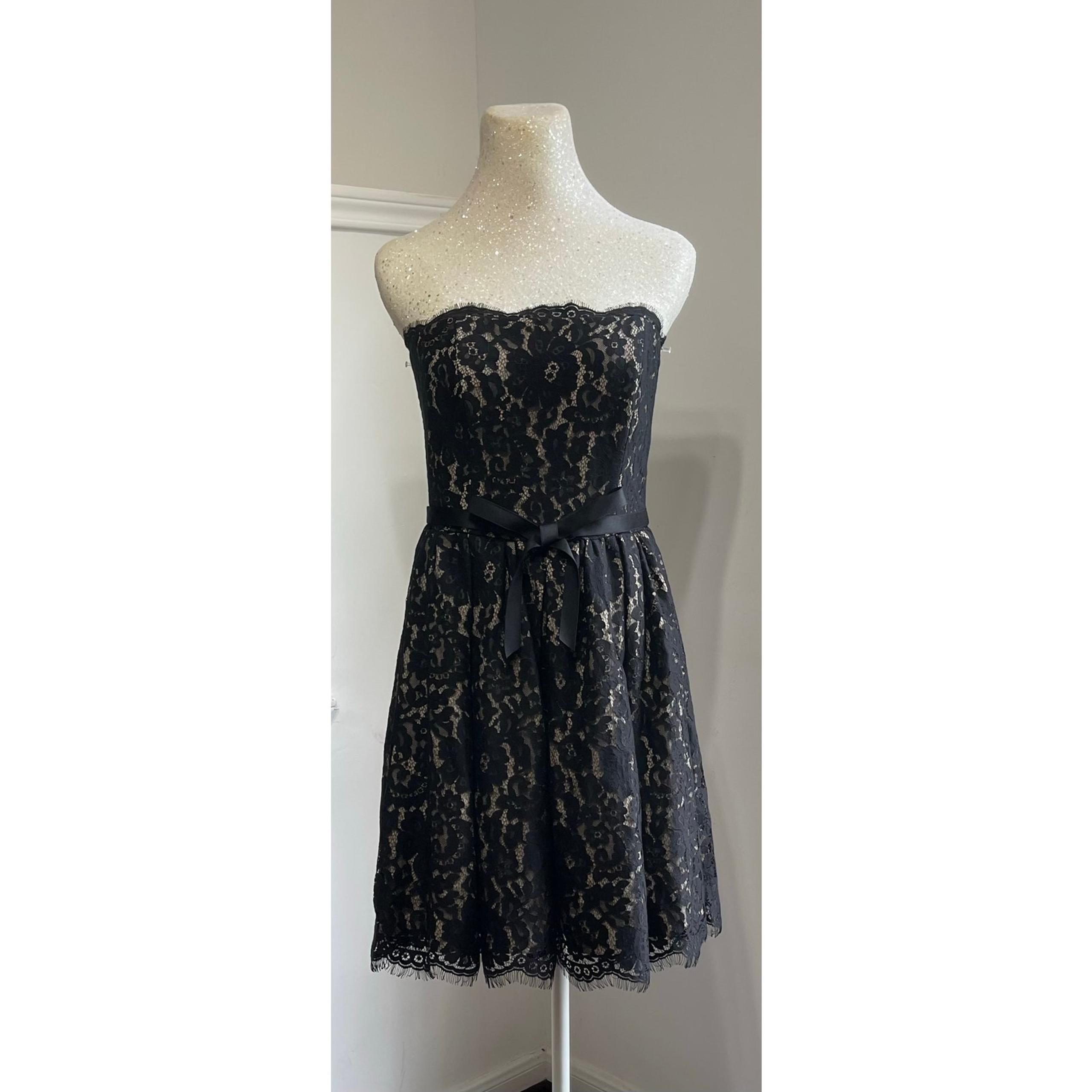 Neiman Marcus black lace strapless dress by Robert Rodriguez. sz 6 sophisticated