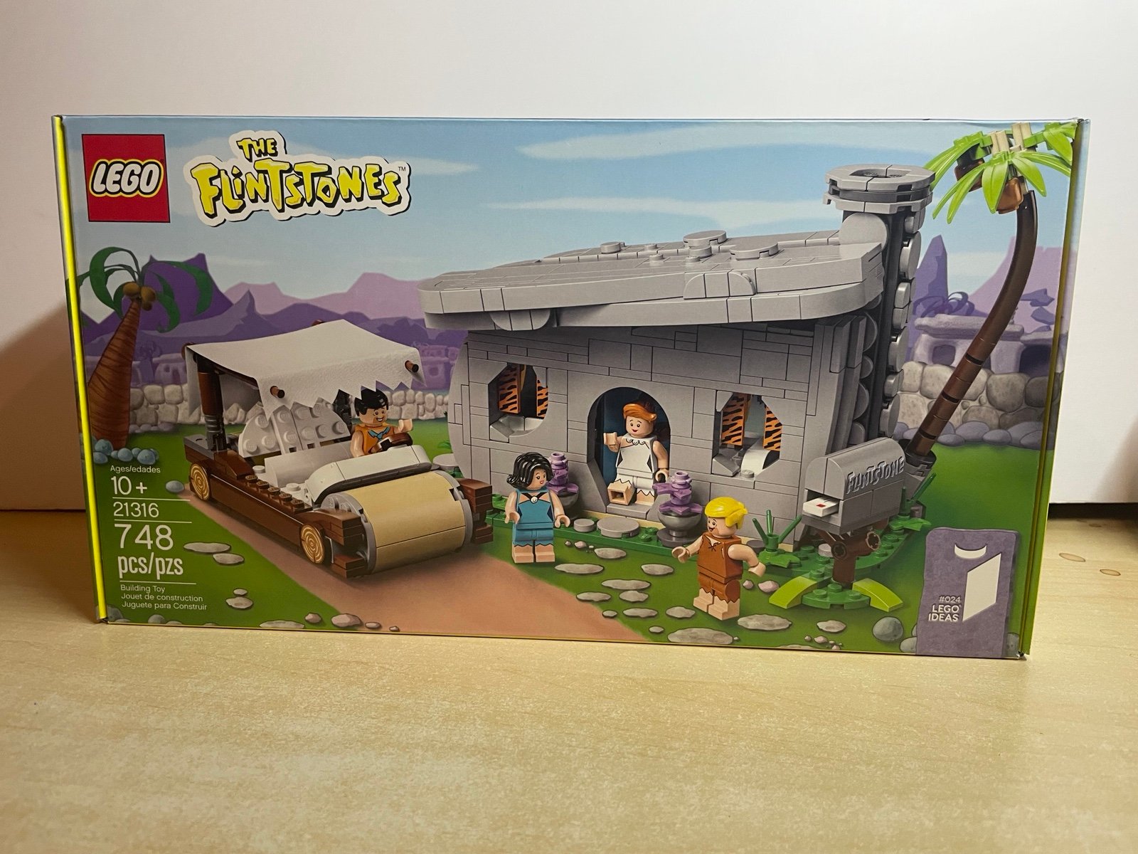 LEGO THE FLINTSTONES 21316 NEW SEALED AND IN HAND