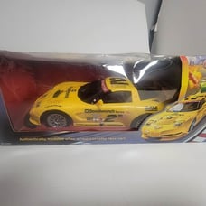 New RARE Radio Shack 2000s RC Corvette C5-R Yellow Track Car w Controller & Pack