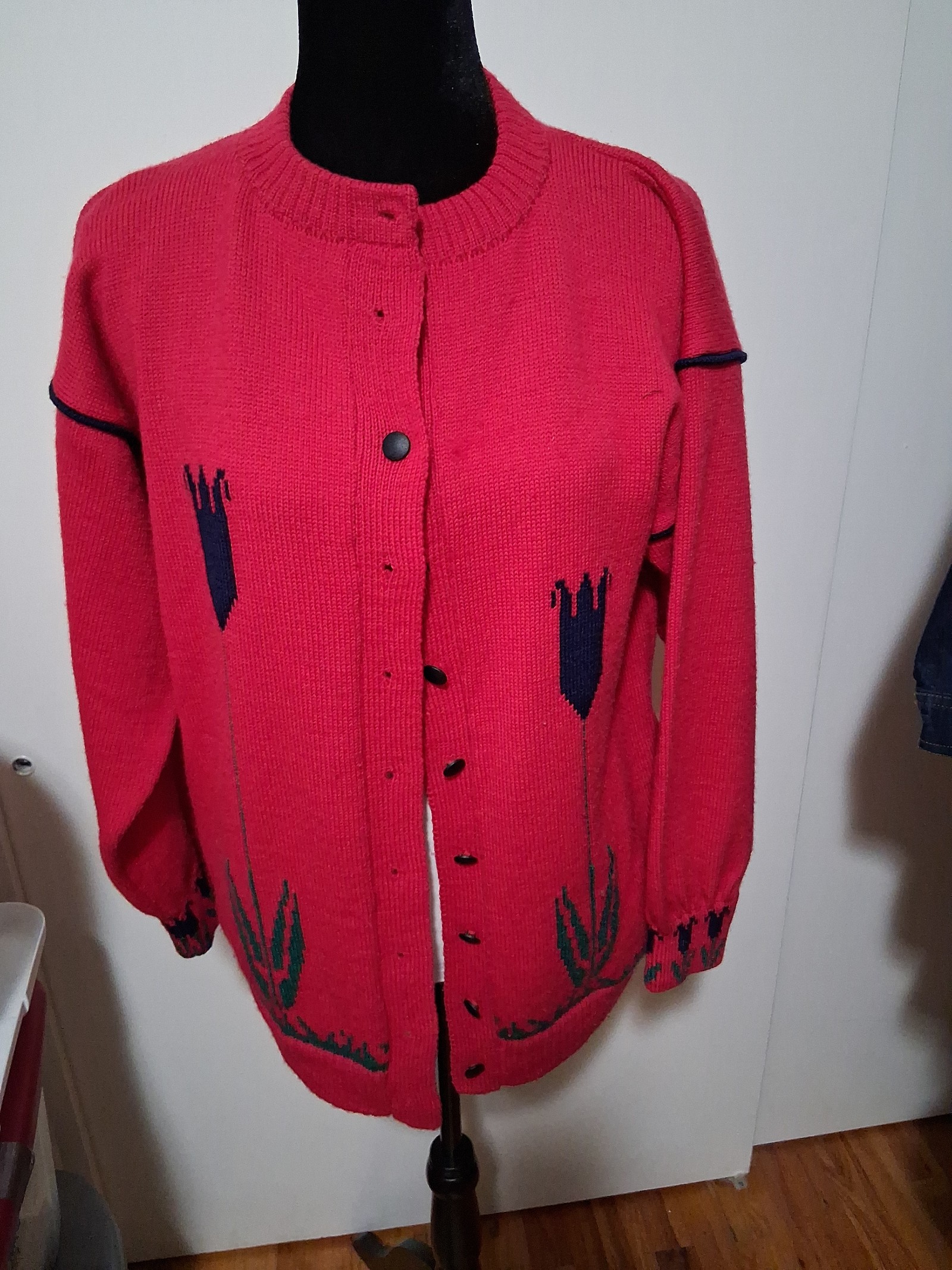 IRELAND WOOL SWEATER SIZE L BY PHYLLIS O'MEARA FASHION