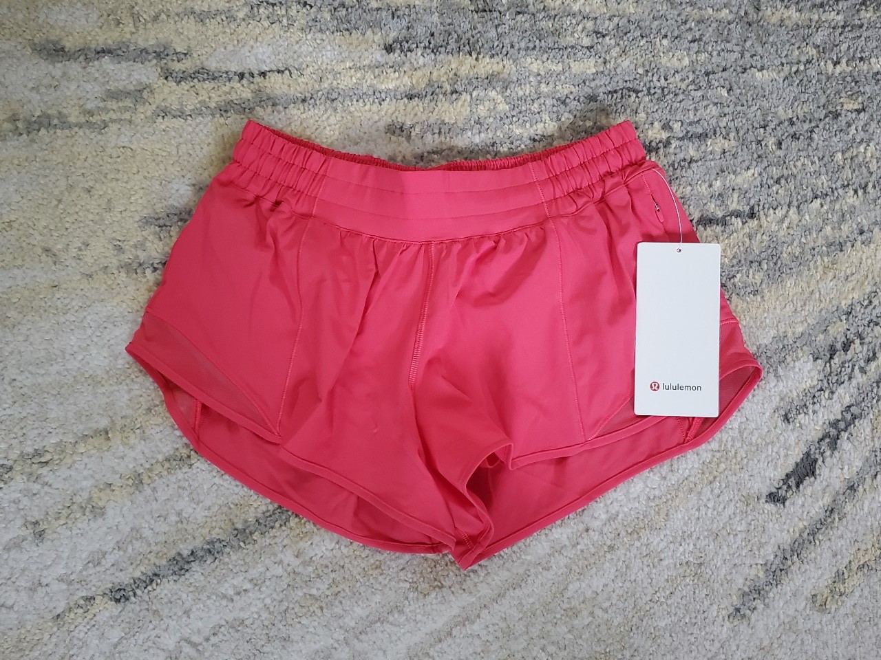 NWT Lululemon Hotty Hot Shorts (8)