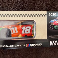 Nascar Kyle Busch M&Ms Darlington Throwback Camry 1.24 Scale Diecast