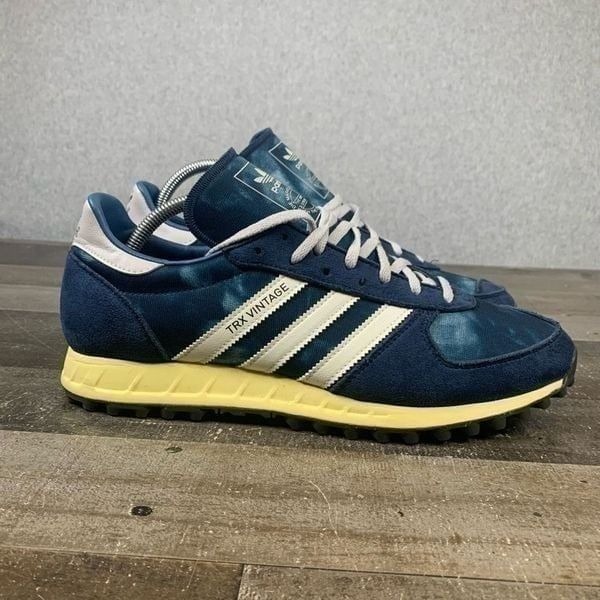 Adidas Men’s Size 10.5 TRX Vintage Parley Athletic Sneakers Bleached Crew Navy