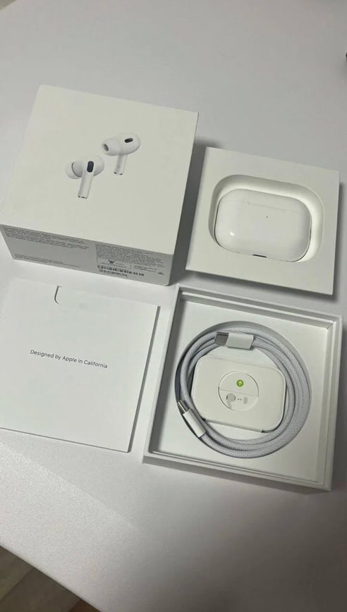 Apple Airpods Pros 2nd Generation With Magsafe Wireless Charging Case (USB-C)