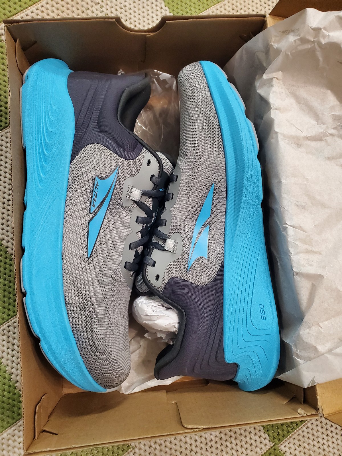 Brooks Nike size 10.5 for men