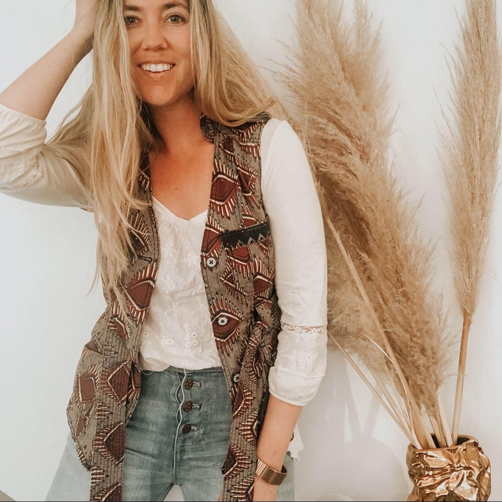 ANTHROPOLOGIE ELEVENSES Tribal Geometric Print Maroon Gold Belted Button Vest XS