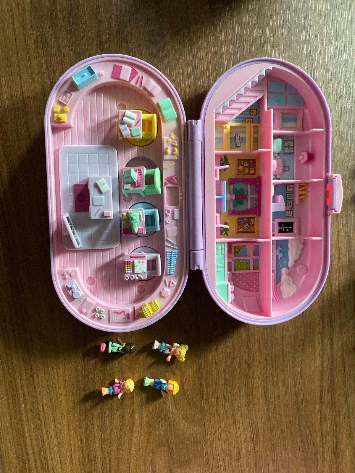 Polly pocket vintage school