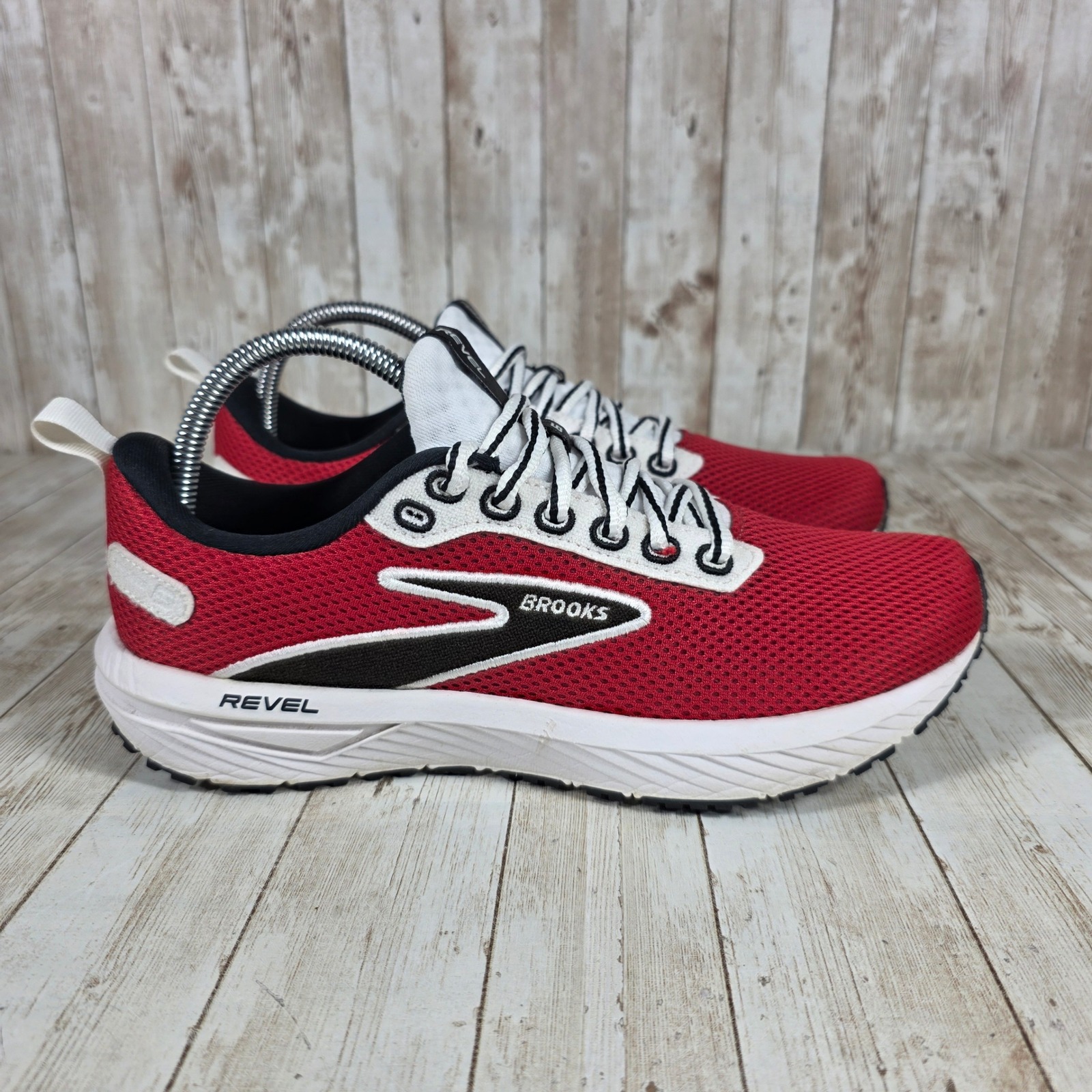 Brooks Revel 6 Running Shoes Athletic Sneakers Red White Women's Size 9