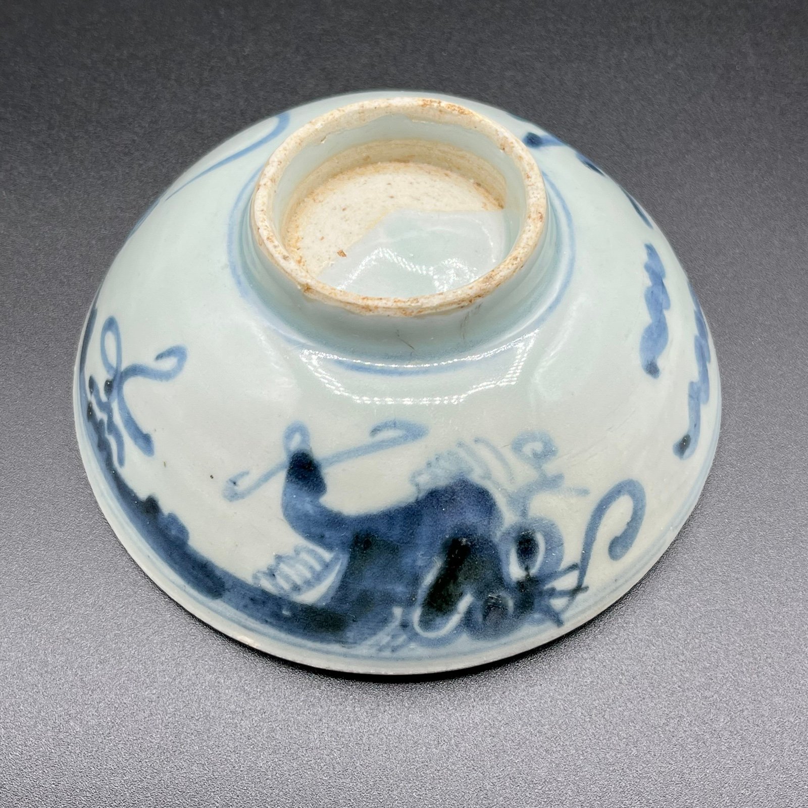 Antique Chinese Ming Dynasty Blue & White Dragon Swatow Bowl Ceramic Collectible