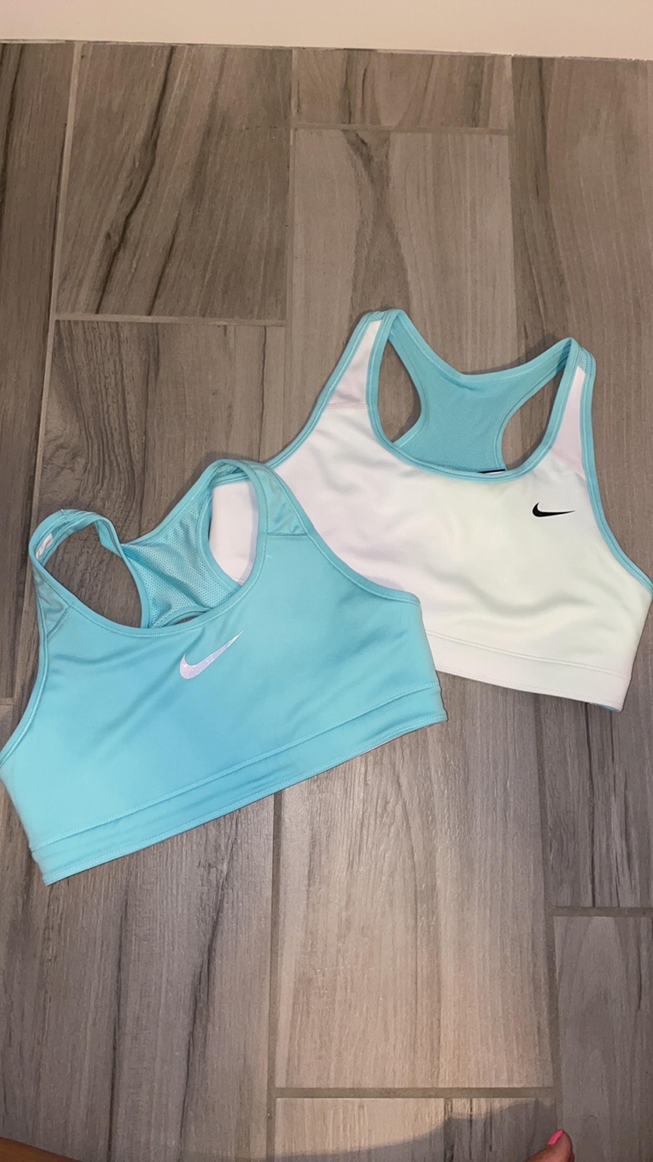 NWT Girls Nike Sports Bra