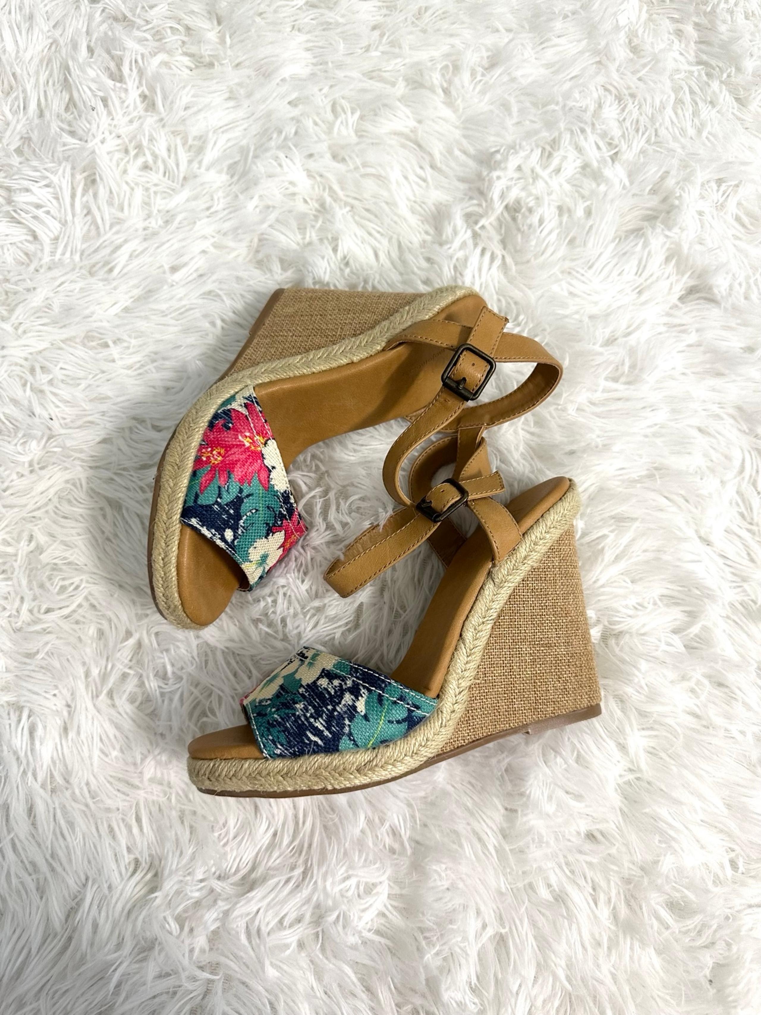 Vintage Dolce by Mojo Moxy Floral Platform Heels