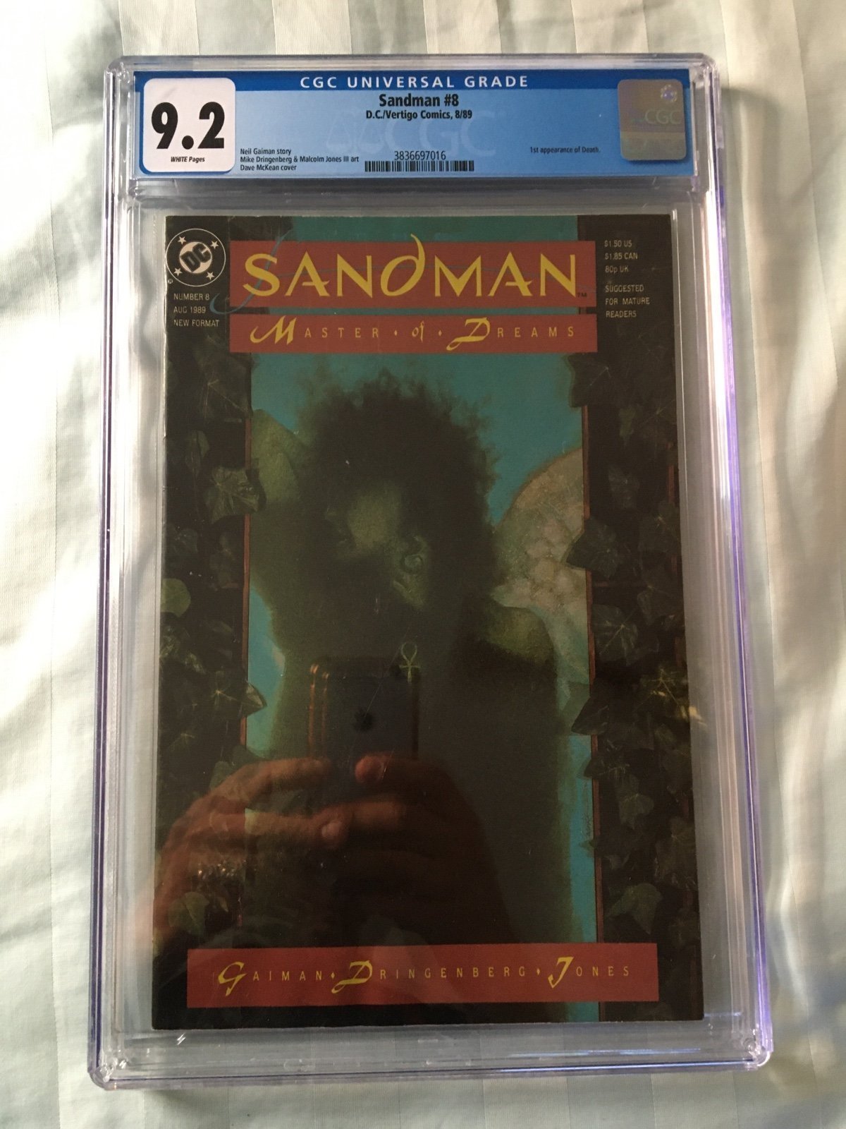 Sandman #8 Graded 9.2 DEATH 1st appearance! 1989 Neil Gaiman the Endless