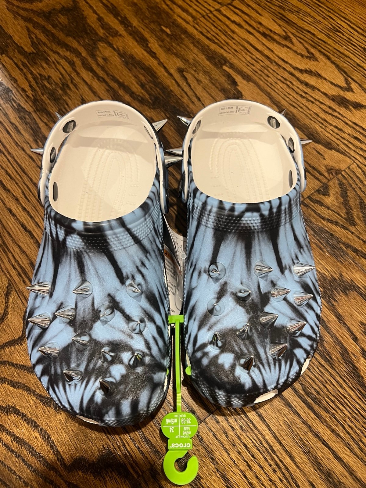 Crocs classic rebel clog m6 w8 new