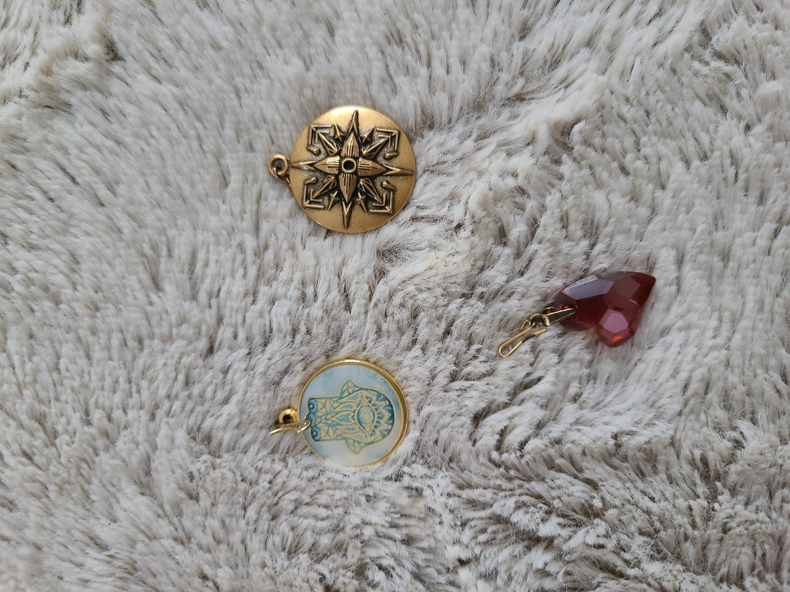 Lot of Alex and Ani charms (3)