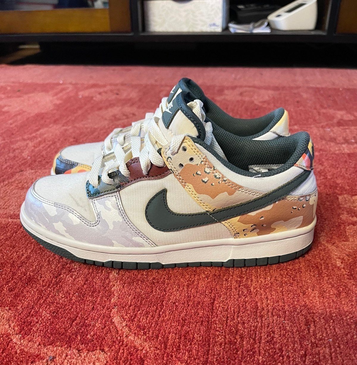 Nike Dunk Low GS SE “Sail Multi-Camo” Size 6.5Y