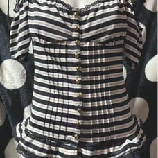 Heisei Gal Off-shoulder Top