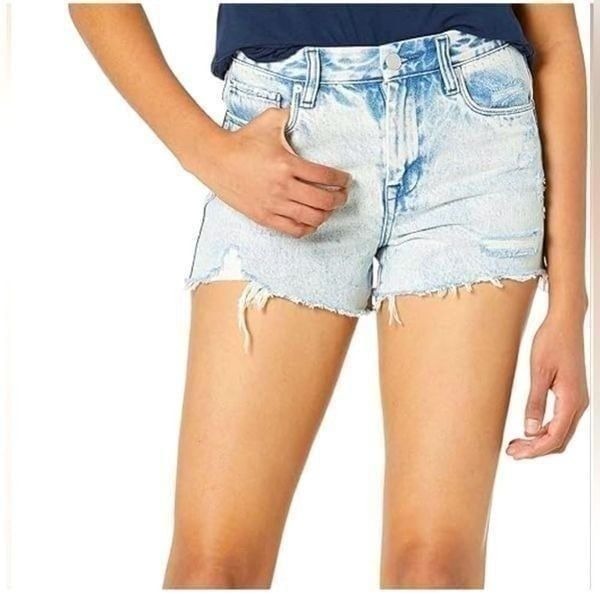 NWT BLANK NYC Nordstrom The Barrow Blue Jean Cut Off Shorts Distressed- Size 28