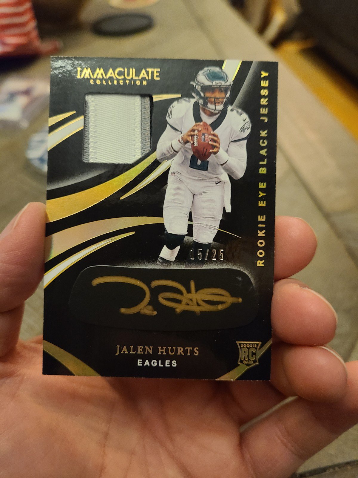 2020 Panini Immaculate Jalen Hurts Auto Rookie RC Gold Eye Black Patch 15/25
