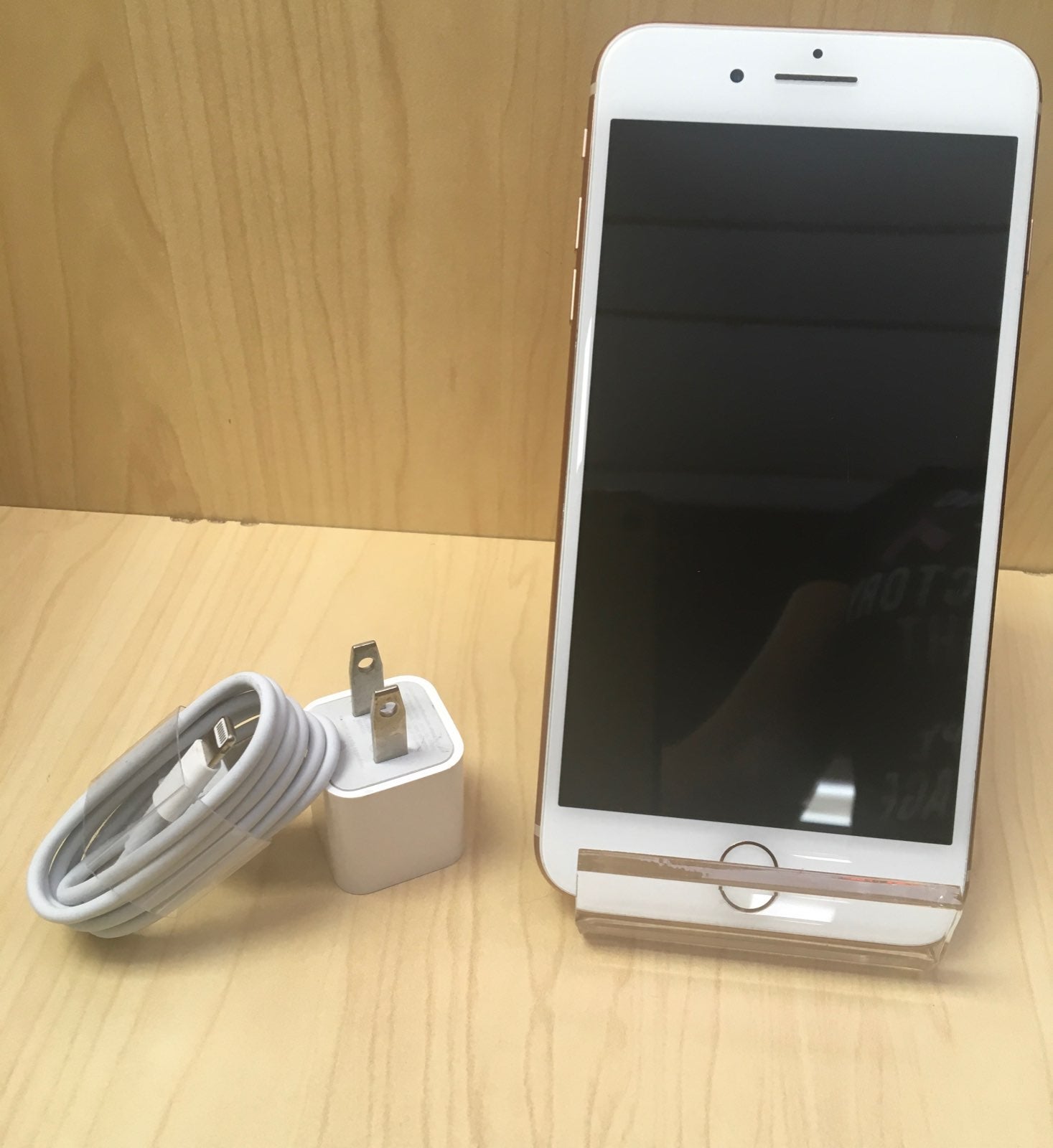 APPLE IPHONE 8 PLUS 64GB GSM