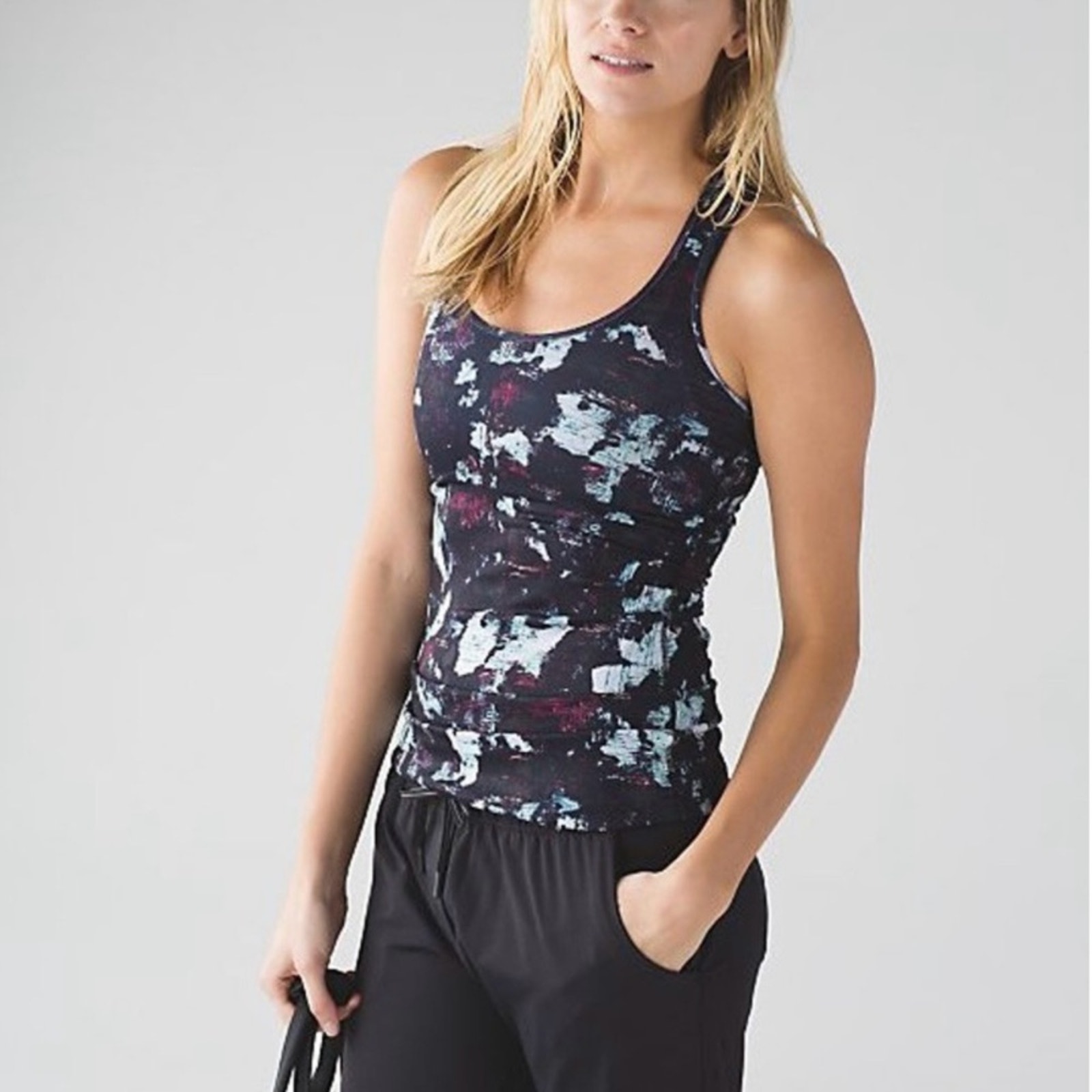 Lululemon Cool Racerback in Static Blossom Multi Tank Top Athletic Workout EUC