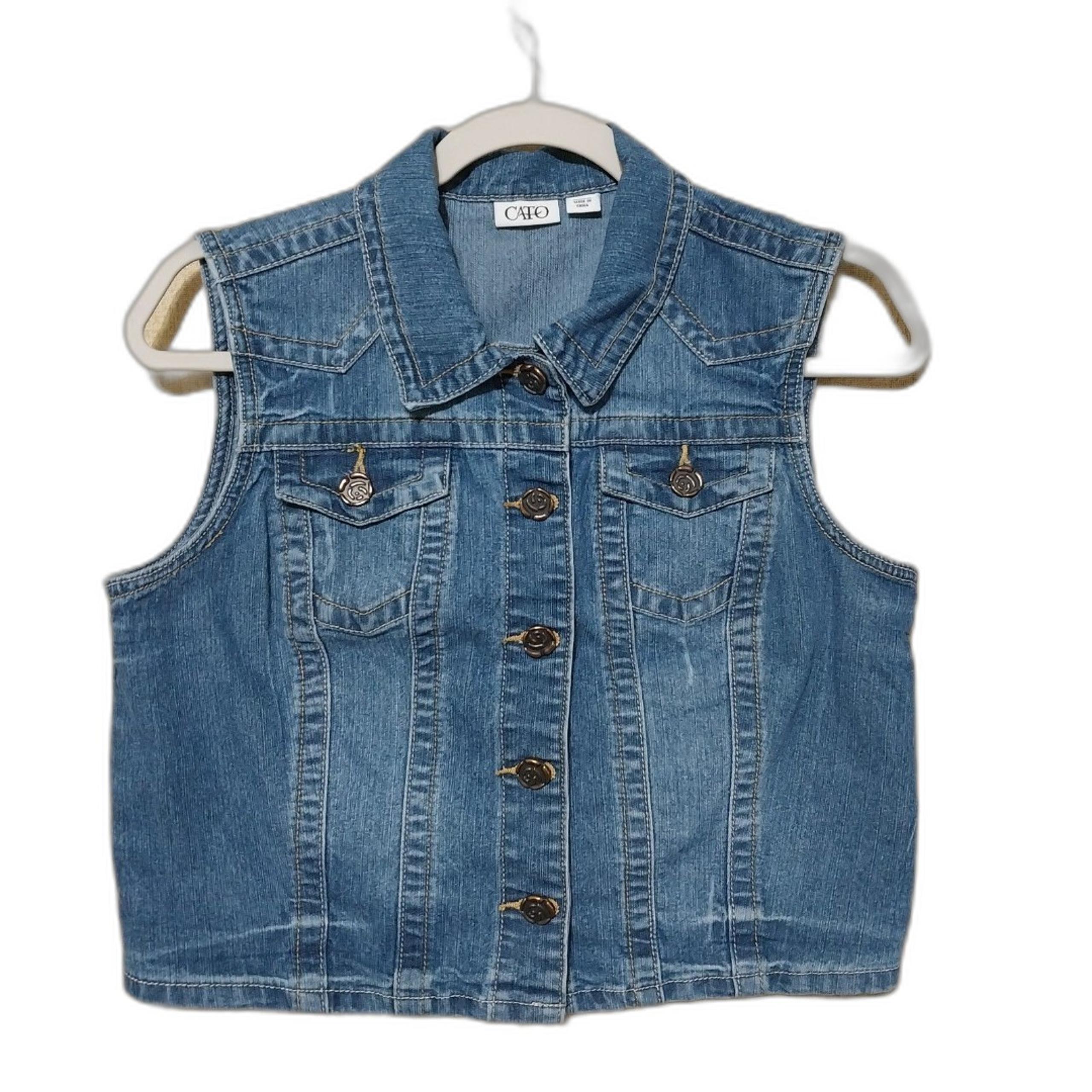 Cato vest Womens Medium blue denim button front Country Western Cowgirl Rodeo