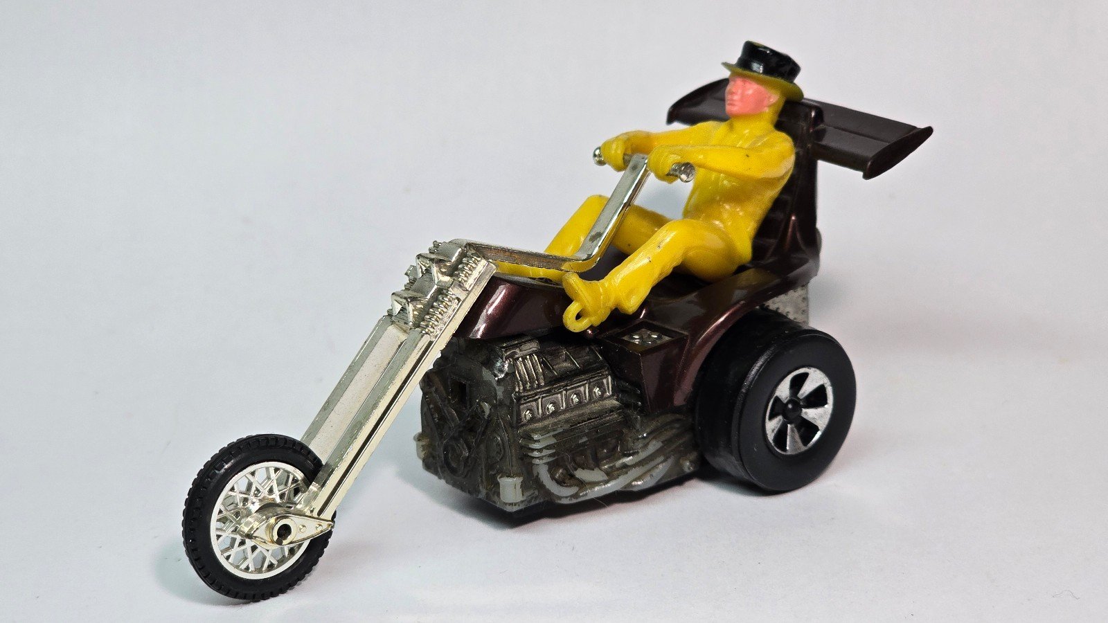 Vintage Redline Hot Wheels - Chopcycles - Bruiser Cruiser - Brown