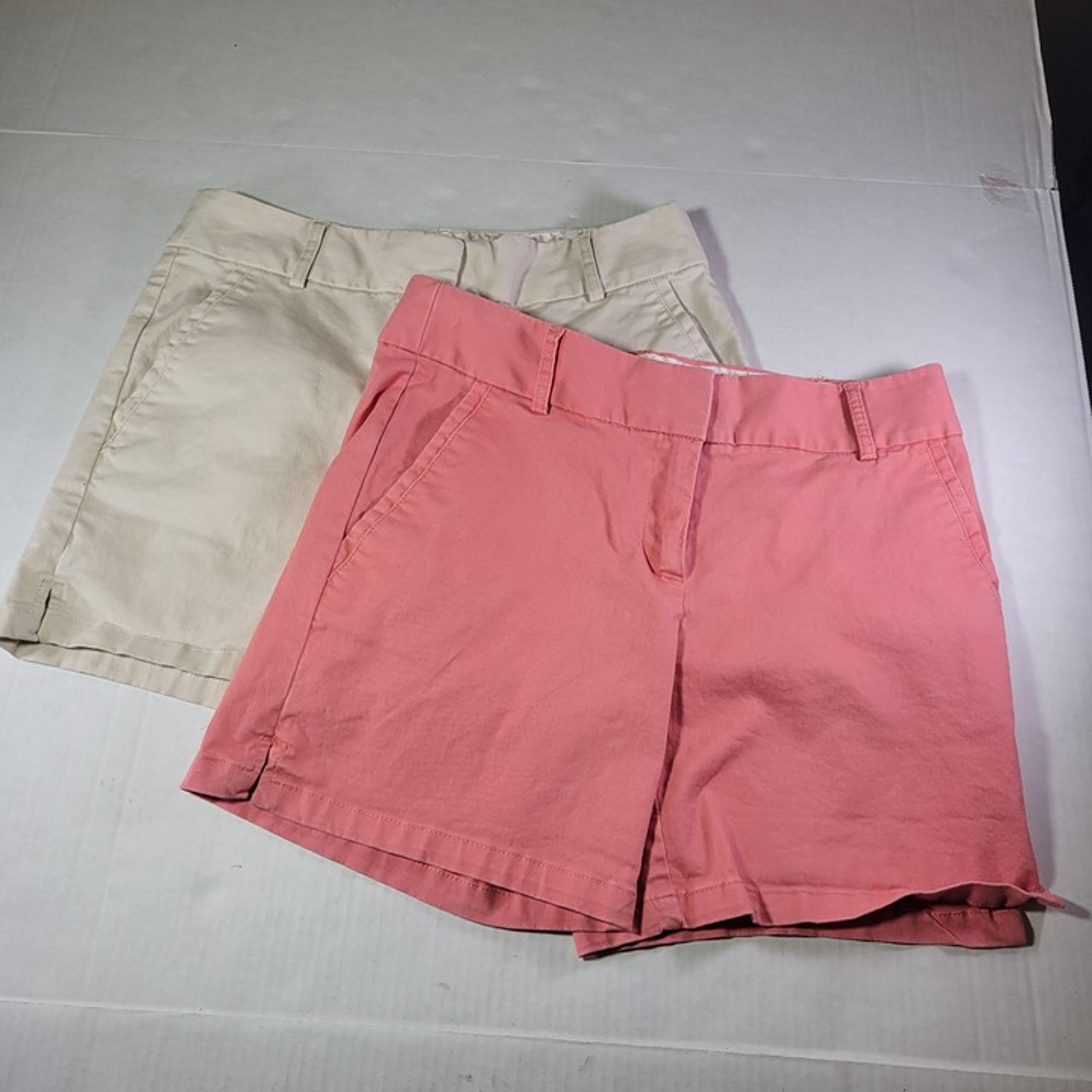 Lot of 2 Ann Taylor Loft Women Riviera Beige & Coral Cotton Blend Shorts Size 2