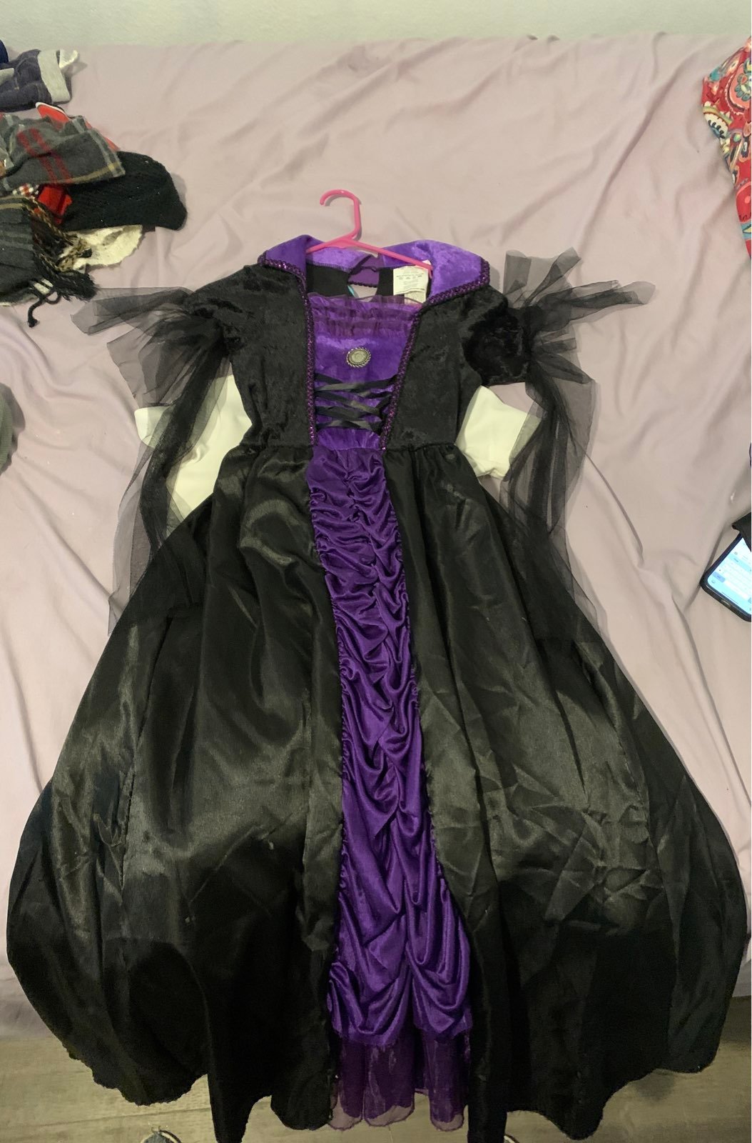 Costume