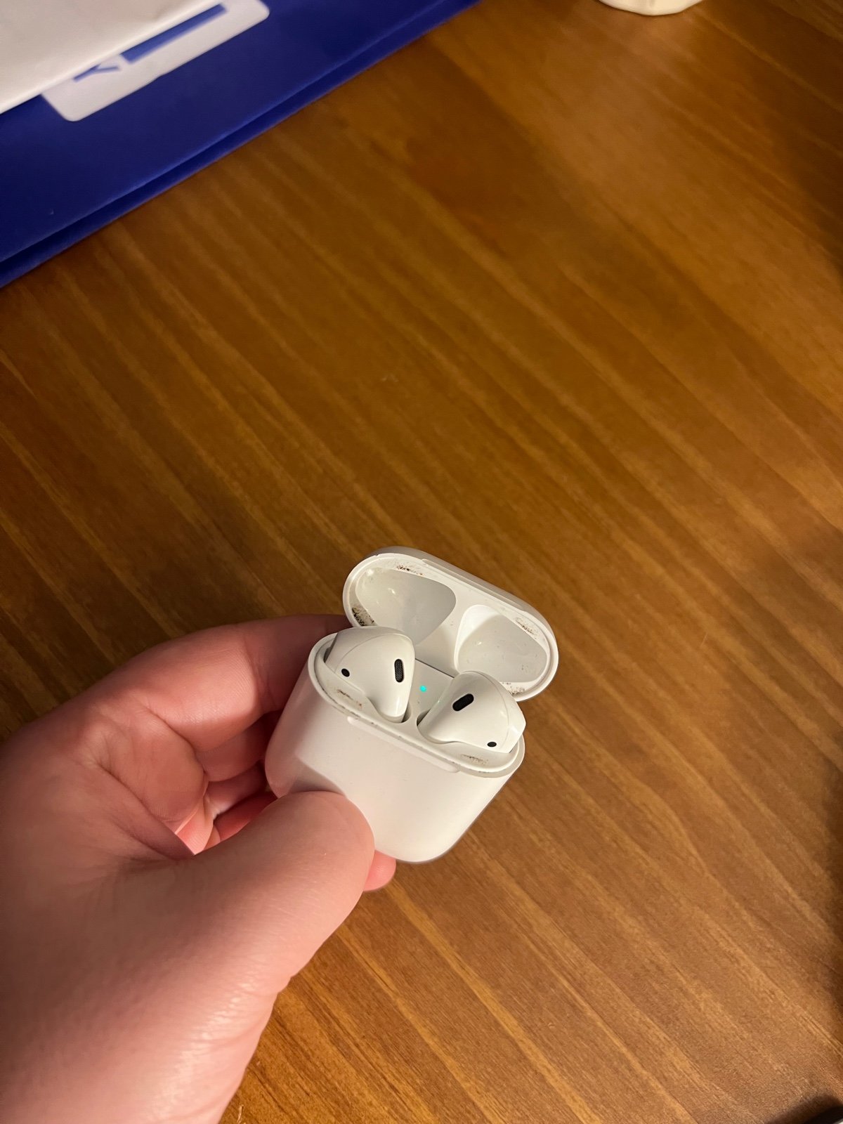 Apple AirPods