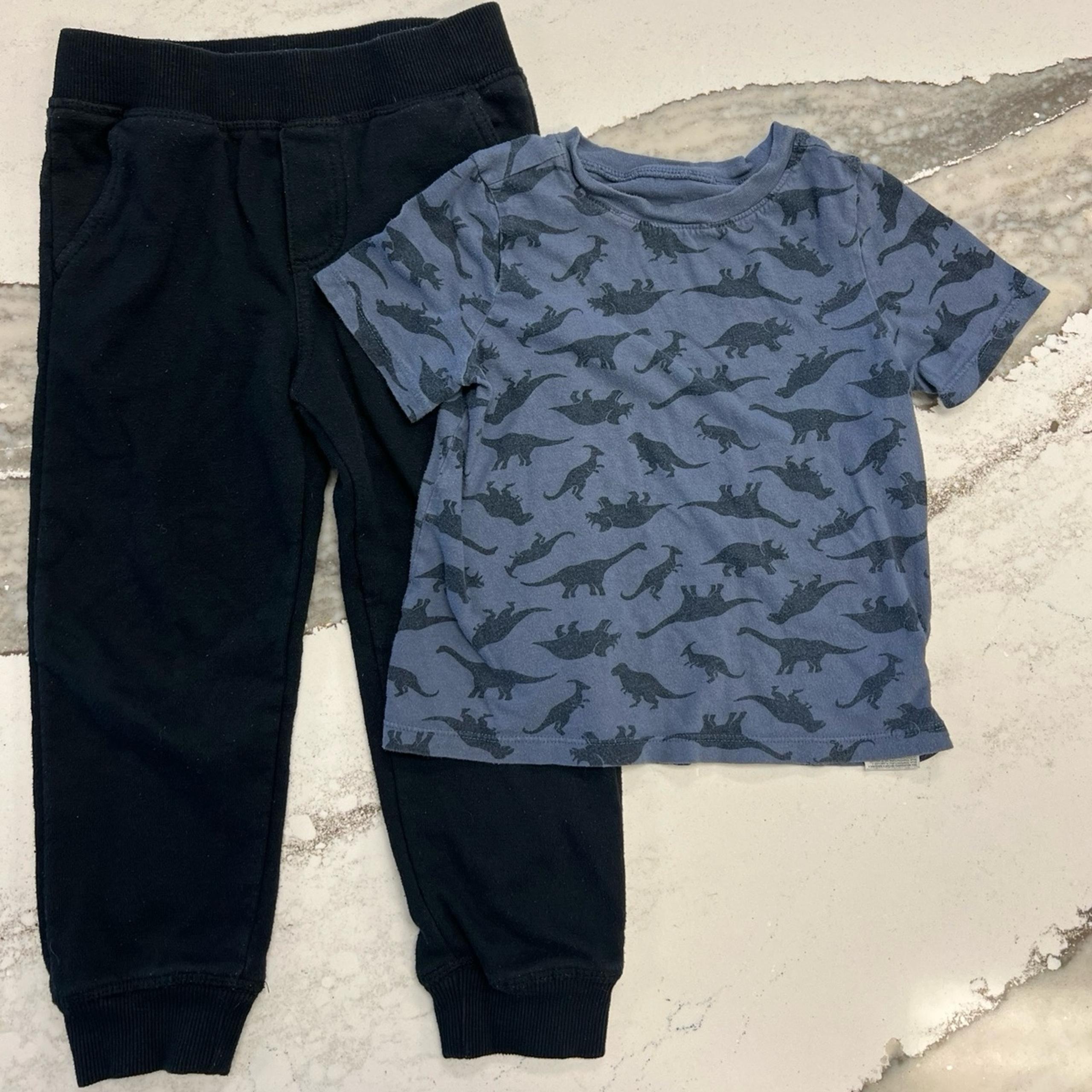 Toddler boys clothing size 4T